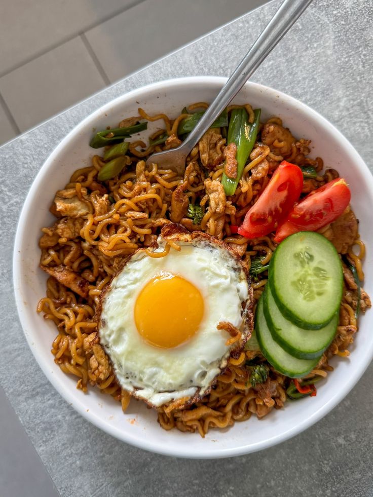 Mie goreng tektek
